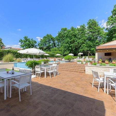 Apartments Tena Poreč Eksteriør bilde