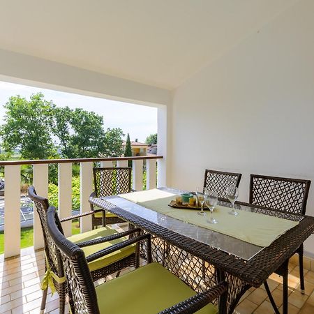 Apartments Tena Poreč Eksteriør bilde