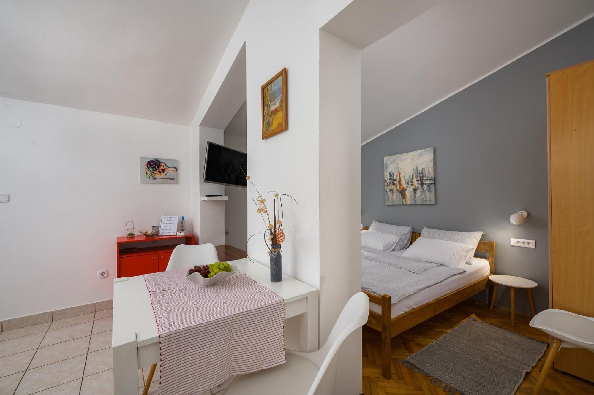 Apartments Tena Poreč Eksteriør bilde