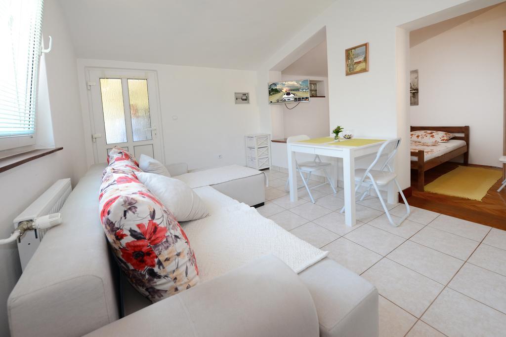 Apartments Tena Poreč Eksteriør bilde